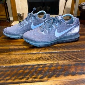 Nike zoom all out size 9.5 mens grey